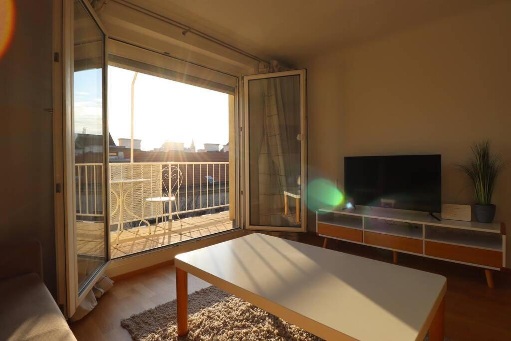 Brilliant View: Balcony Home, Modern, Stylish And Newly Renovated Wien Eksteriør billede