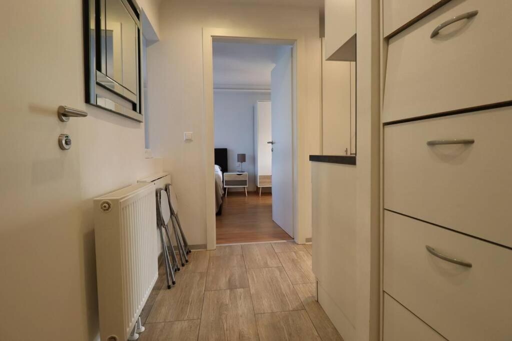 Brilliant View: Balcony Home, Modern, Stylish And Newly Renovated Wien Eksteriør billede